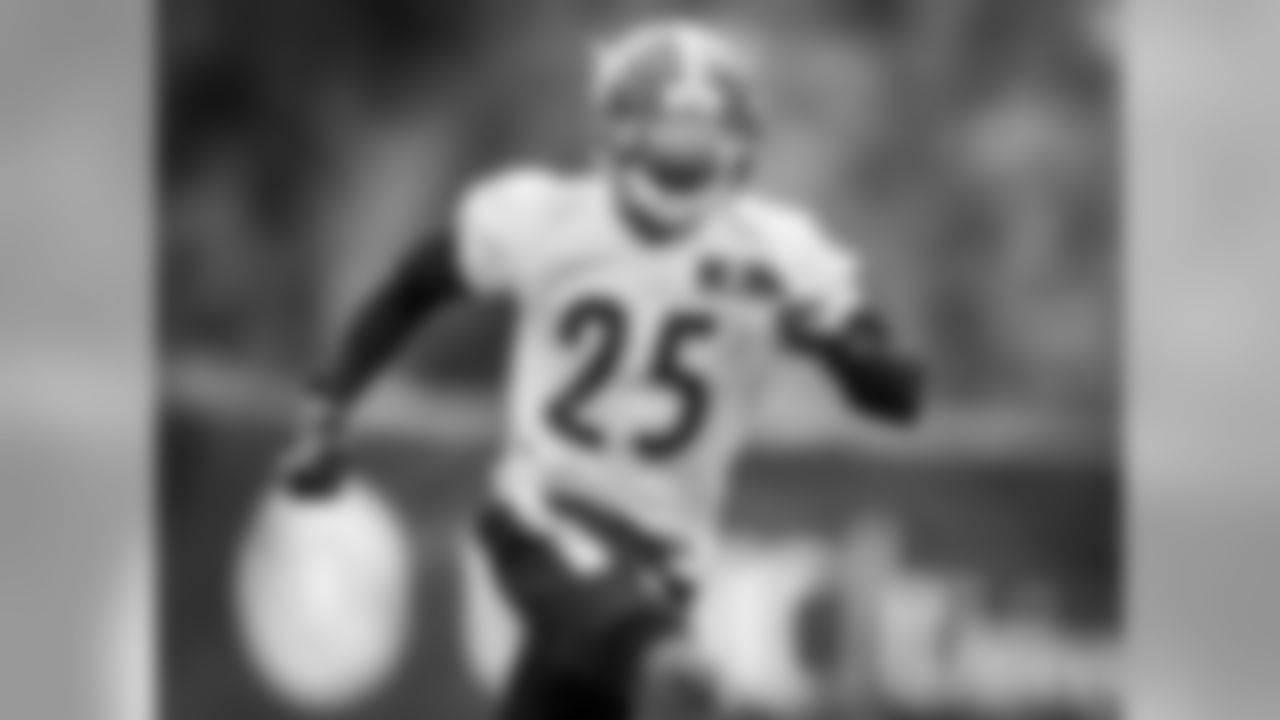 Artie Burns