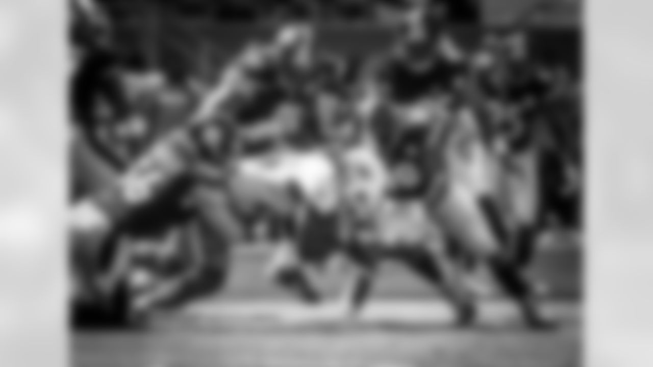 Anthony Chickillo, Stephon Tuitt, Jarvis Jones, and Vince Williams