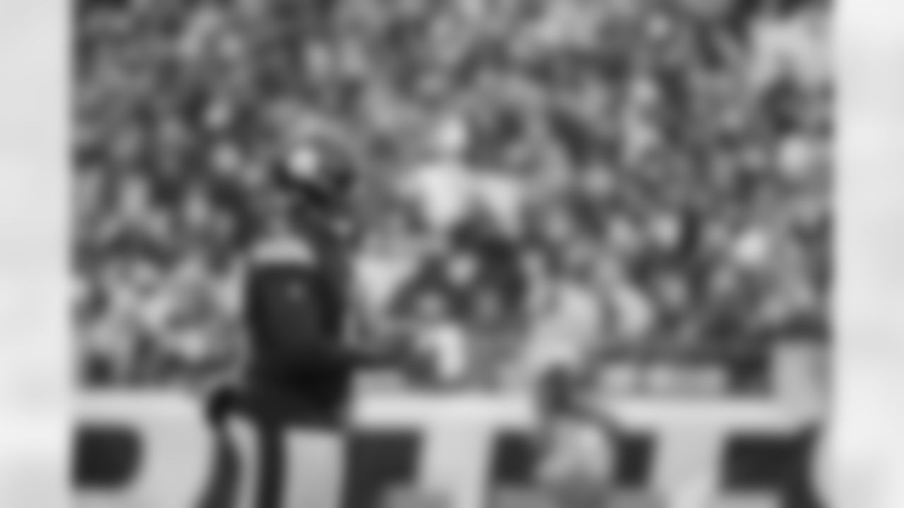 Pittsburgh Steelers punter Pressley Harvin III (6) during a regular season game between the Pittsburgh Steelers and the Detroit Lions, Sunday, Nov. 14, 2021 in Pittsburgh, PA. The Steelers and the Lions tied in OT 16-16. (Jared Wickerham / Pittsburgh Steelers)