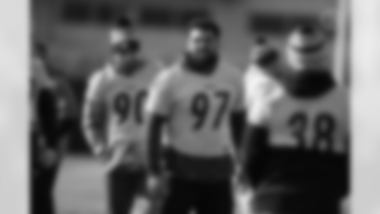 Pittsburgh Steelers defensive tackle Cameron Heyward (97) during practice at the UPMC Rooney Sports Complex preparing for a Week 18 matchup against the Baltimore Ravens, Wednesday, Jan. 5, 2022 in Pittsburgh, PA. (Karl Roser / Pittsburgh Steelers)