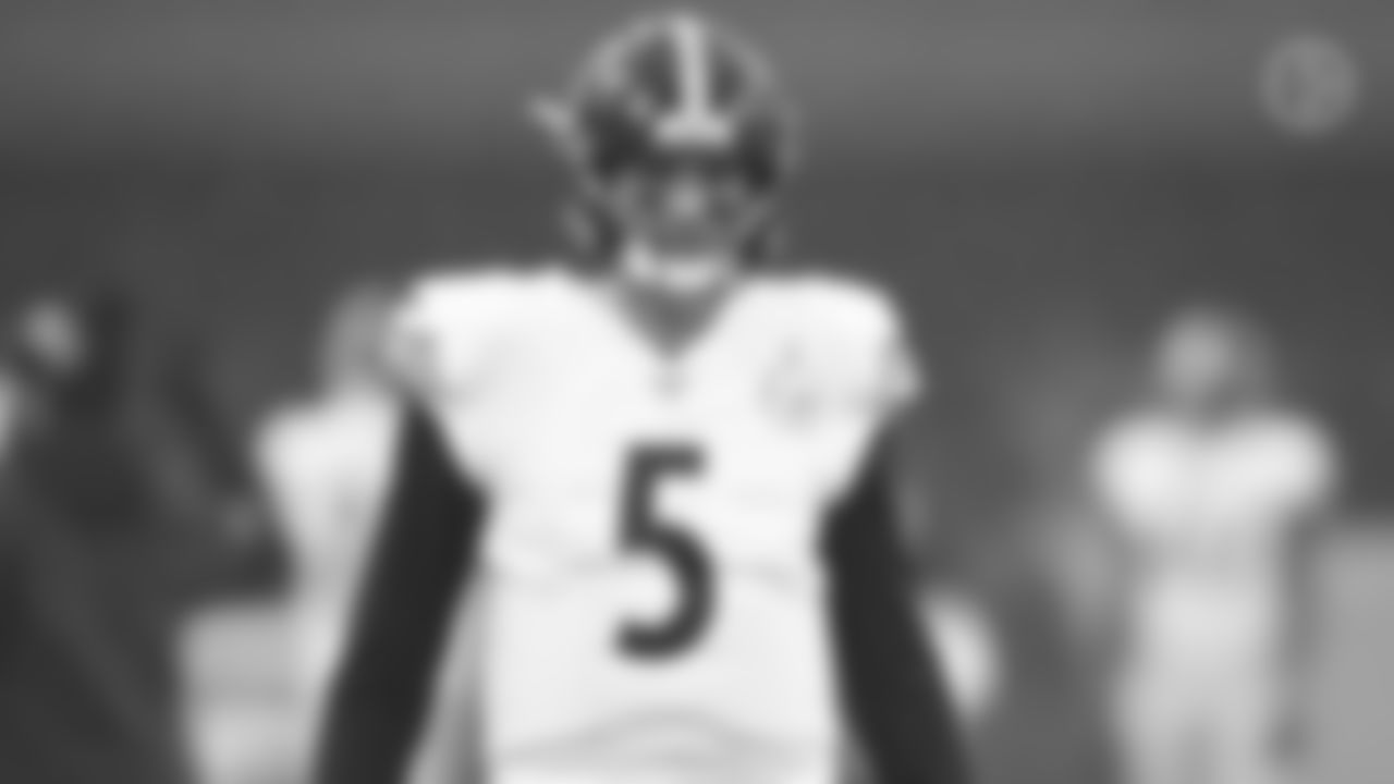 QB Paxton Lynch - No. 5