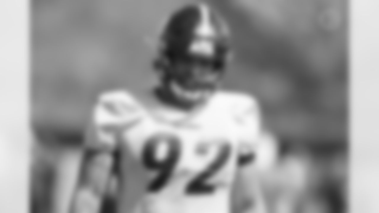 Pittsburgh Steelers defensive end Isaiahh Loudermilk (92) during practice at the UPMC Rooney Sports Complex preparing for a Week 3 matchup against the Cincinnati Bengals, Thursday, Sept. 23, 2021 in Pittsburgh, PA. (Karl Roser / Pittsburgh Steelers)