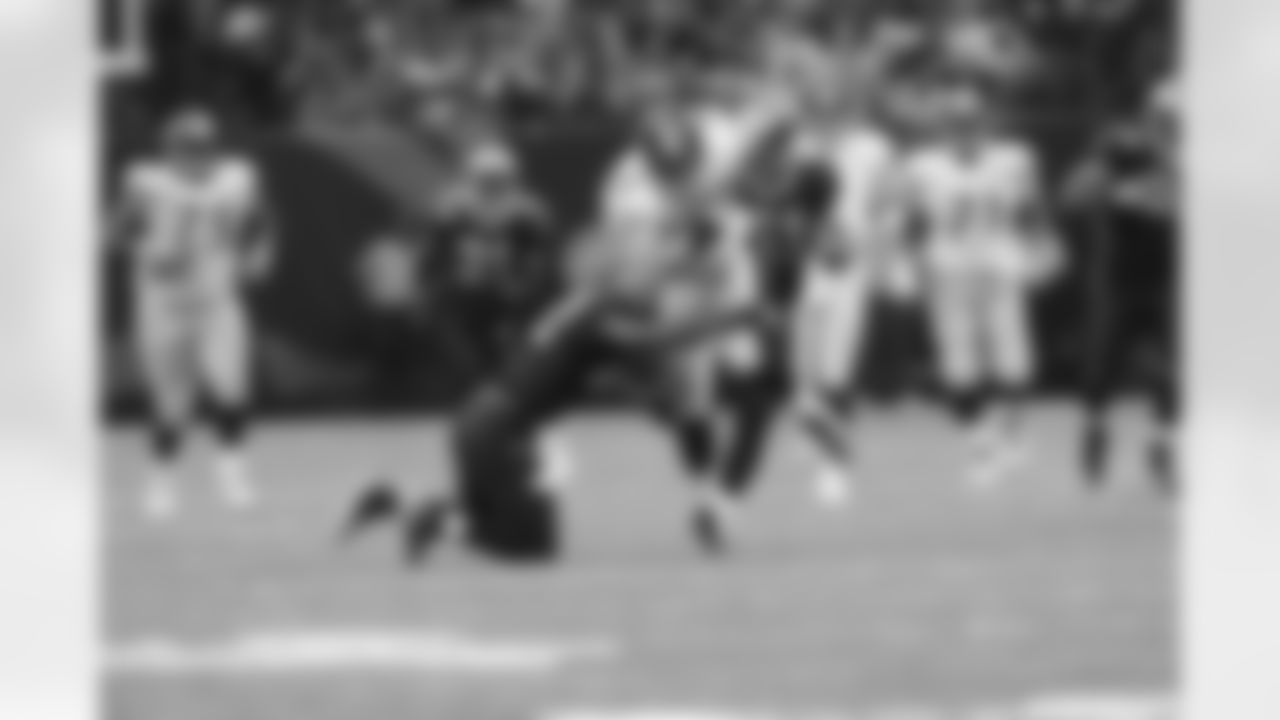 592 career receptions.
