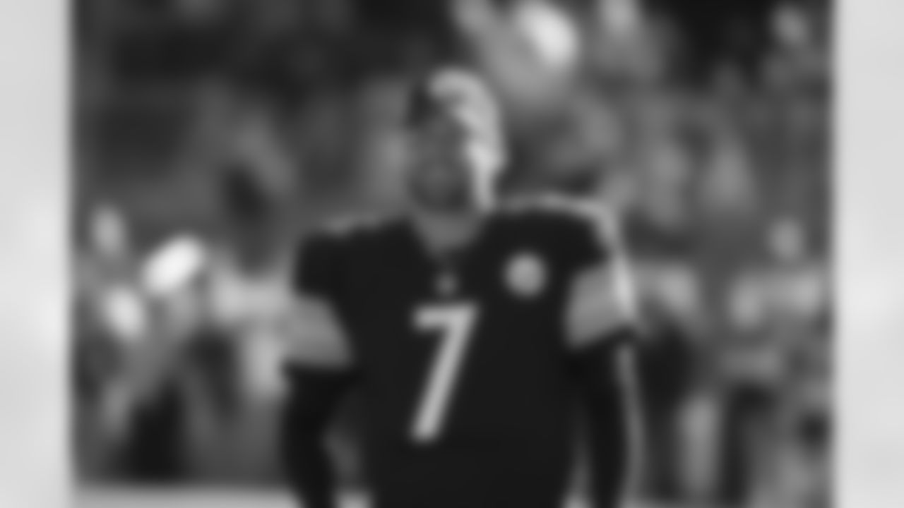 46,814 career passing yards.