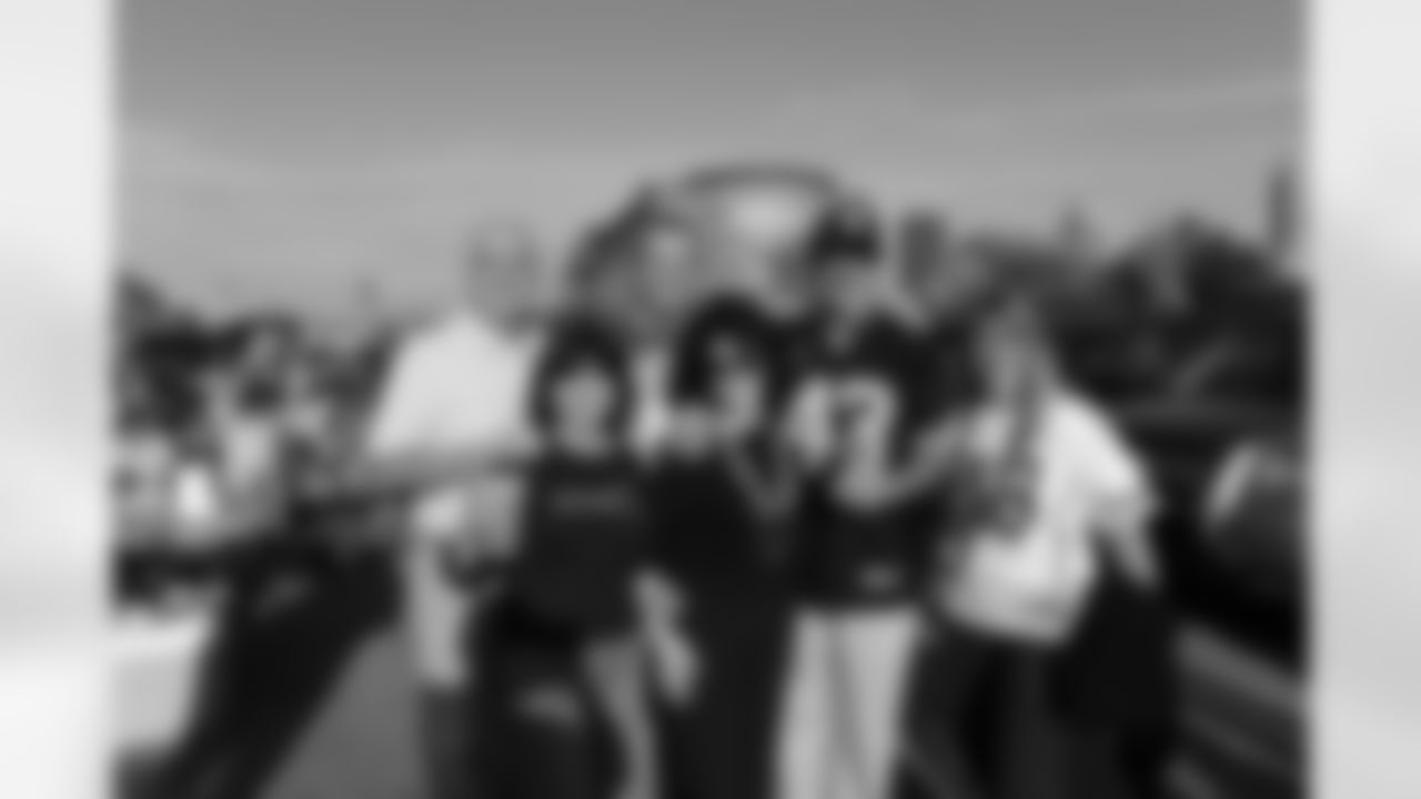 09_TN_Fans