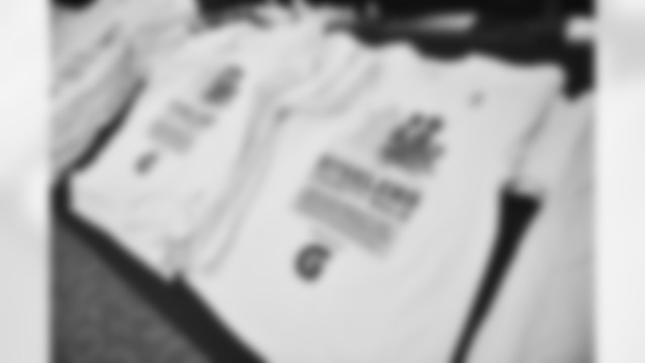 2018_SteelersCharityWalk_0728kr_0008