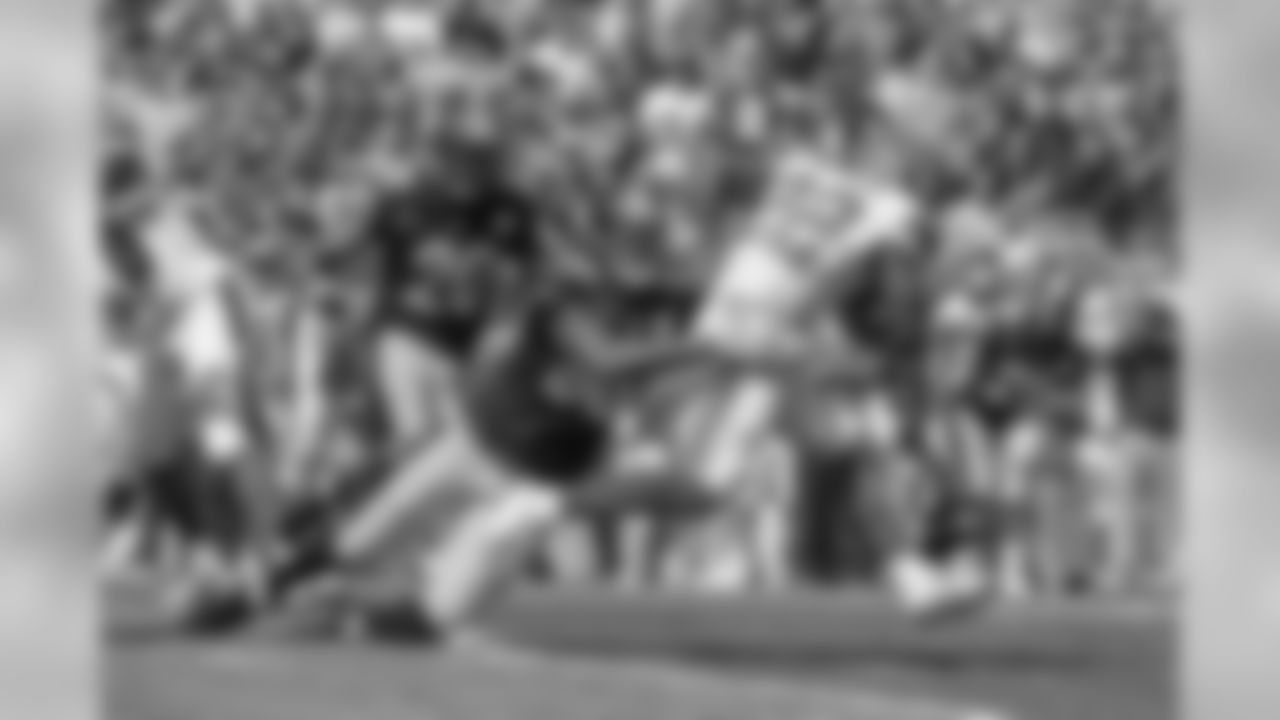 A 2017 Regular Season game between the Pittsburgh Steelers and the Cleveland Browns on Sunday September 10, 2017. The Steelers defeated the Browns 21-18.