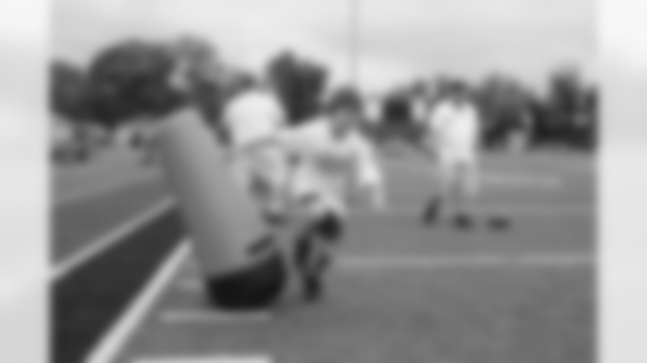 2010_steelers_youth_camp_calu