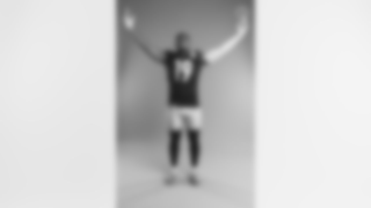 Pittsburgh Steelers wide receiver JuJu Smith-Schuster (19) poses for a photo during the Steelers 2021 media day, Friday, July 23, 2021 in Pittsburgh, PA. (Karl Roser / Pittsburgh Steelers)