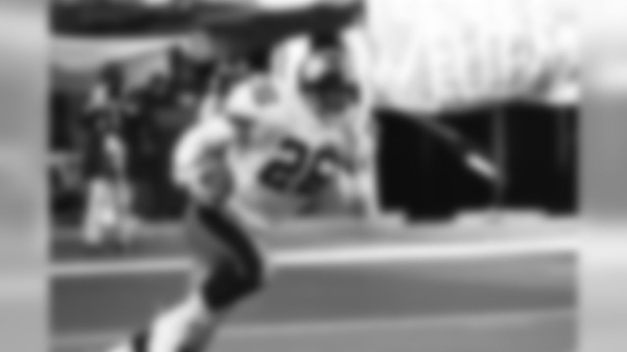 1. Rod Woodson (1987-1996) - 2,362 yards