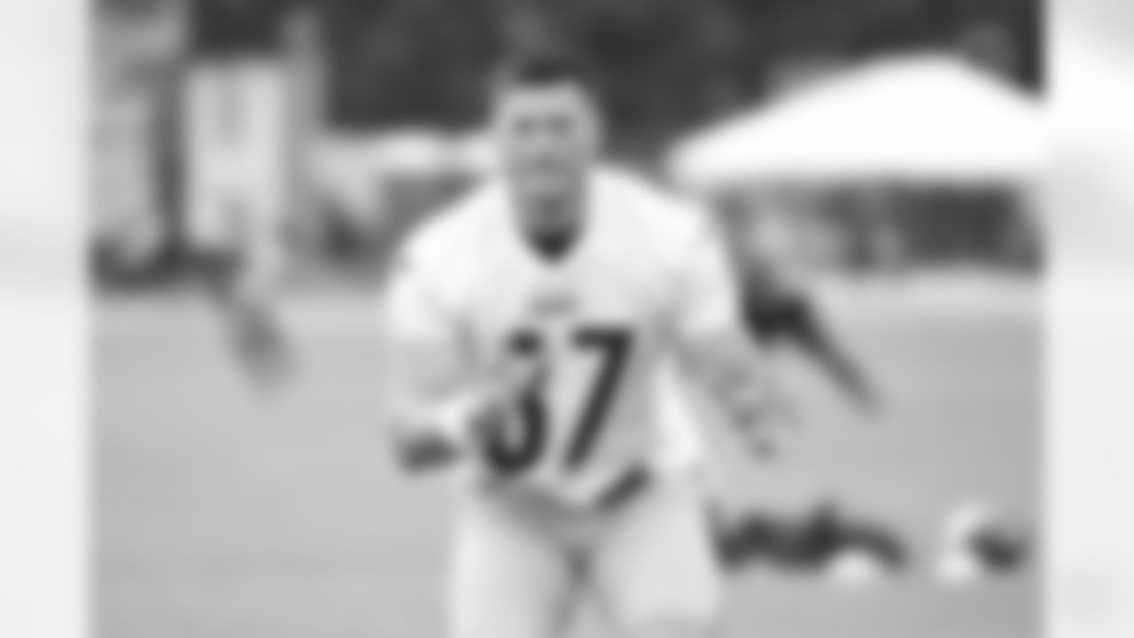 Pittsburgh Steelers tight end Kevin Rader (87) participates in the Organized Team Activities (OTAs), Wednesday June 9, 2021 at the UPMC Rooney Sports Complex. (Caitlyn Epes / Pittsburgh Steelers)