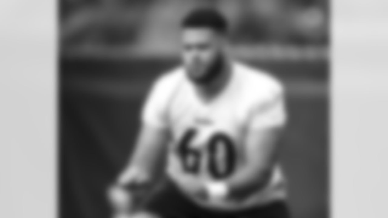 Pittsburgh Steelers offensive tackle Dylan Cook (60) participates in the Organized Team Activities (OTAs), Thursday June 8, 2023 at the UPMC Rooney Sports Complex. (Abigail Dean / Pittsburgh Steelers)
