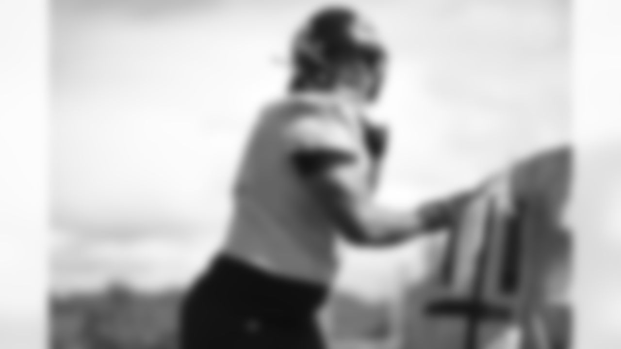 Pittsburgh Steelers defensive end Isaiahh Loudermilk (92) during practice at the UPMC Rooney Sports Complex preparing for a Week 3 matchup against the Cincinnati Bengals, Thursday, Sept. 23, 2021 in Pittsburgh, PA. (Karl Roser / Pittsburgh Steelers)