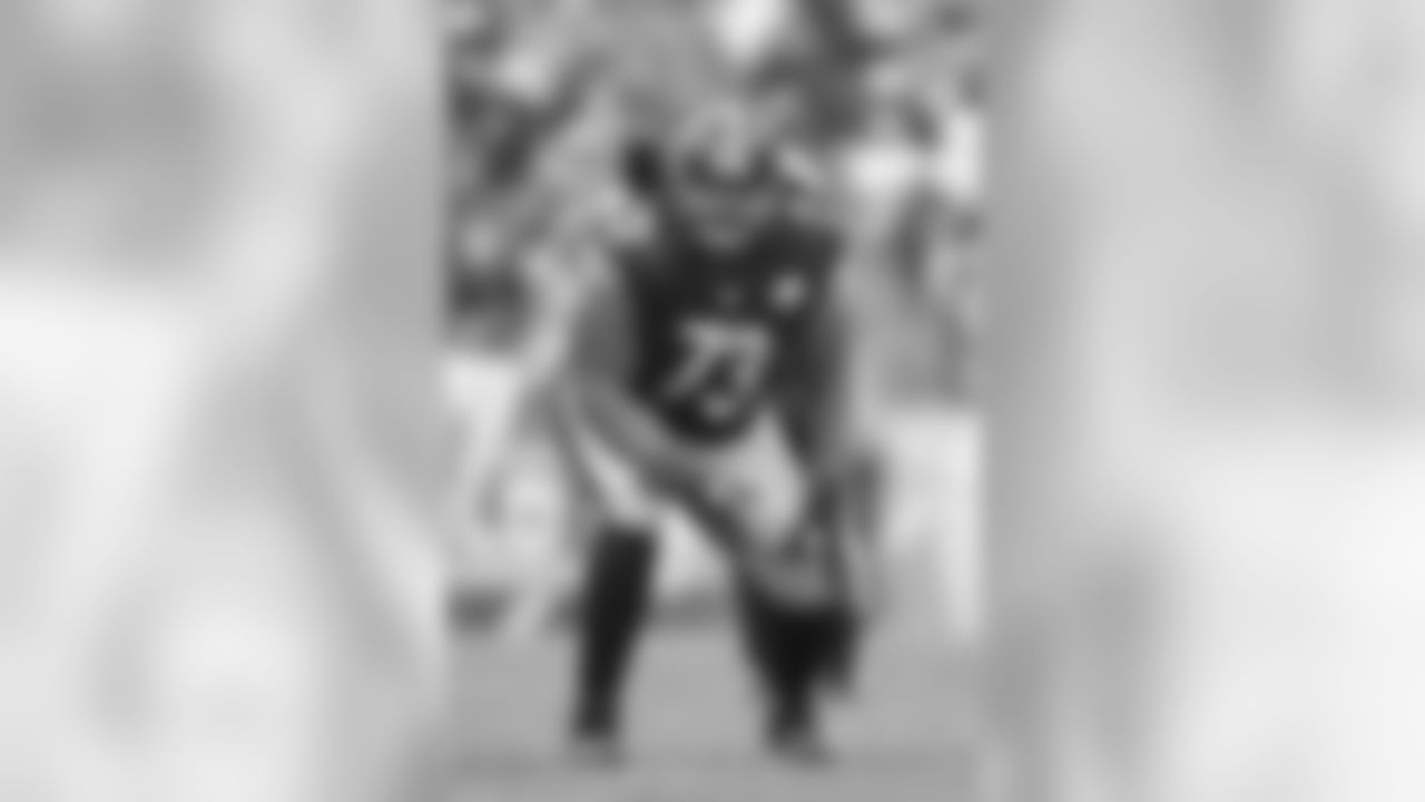 A 2016 Postseason game between the Pittsburgh Steelers and the Miami Dolphins on Sunday January 8th 2017. The Steelers defeated the Dolphins 30-12.