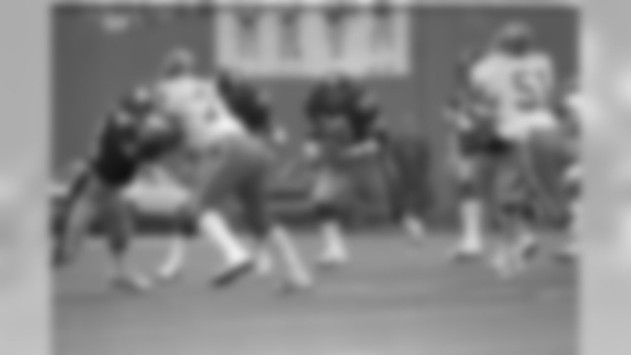 The Steelers defeated the Broncos 33-10 in an AFC Divisional playoff game on December 30, 1978.