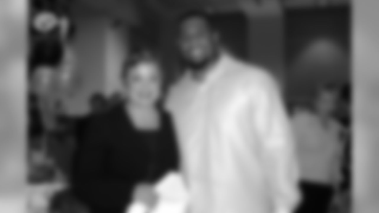 09_Gridiron_Taste and Talent