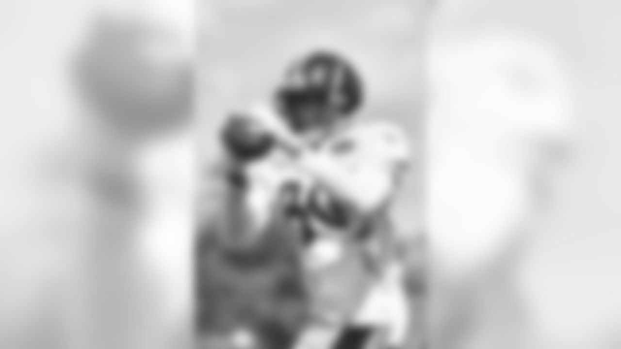 Johnny Holton