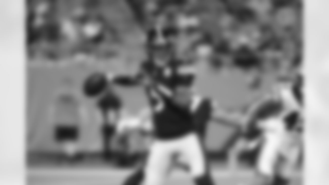 Pittsburgh Steelers quarterback Joshua Dobbs (5) during a preseason game between the Pittsburgh Steelers and the Carolina Panthers, Friday, Aug. 27, 2021 in Charlotte, NC. (Jaylynn Nash / Pittsburgh Steelers)