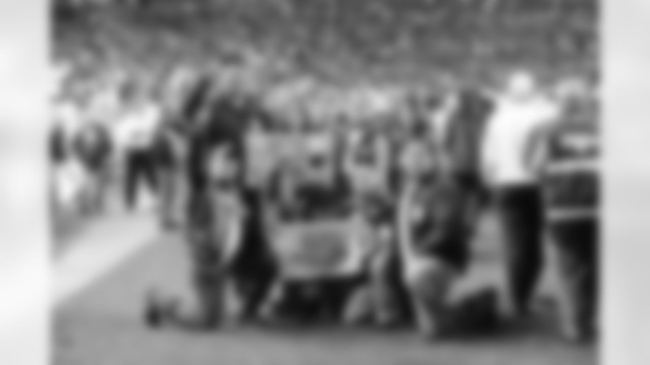 09_DEN_pregame1