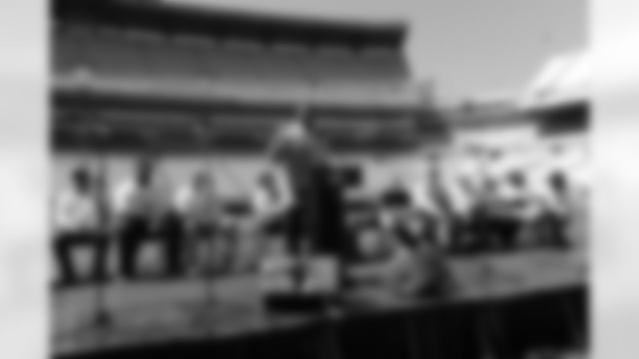2010 9th Grade Nation Ceremony at Heinz Field with Mike Tomlin, Charlie Batch and Max Starks
