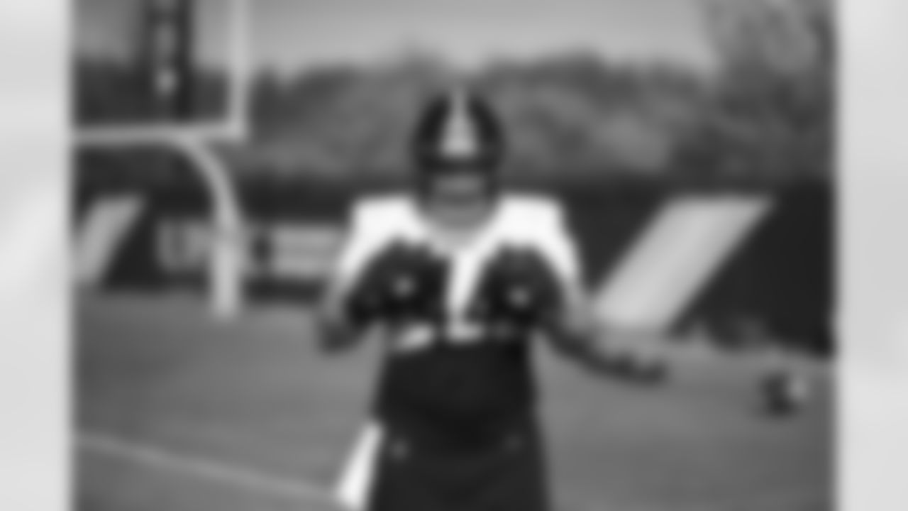 Pittsburgh Steelers fullback Derek Watt (44) practices at the UPMC Rooney Sports Complex preparing for a Week 9 matchup against the Dallas Cowboys, Thursday, Nov. 5, 2020 in Pittsburgh, PA. (Karl Roser / Pittsburgh Steelers)