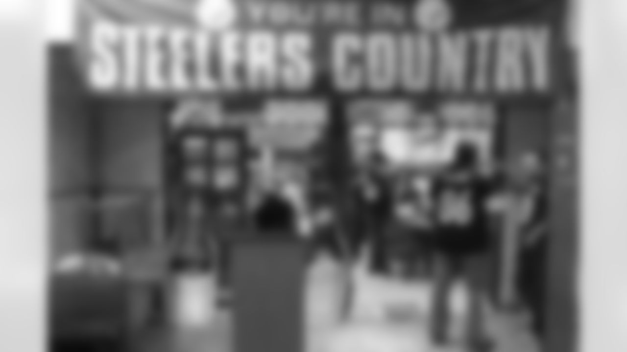 09_Steelers_In_Mexico (25)