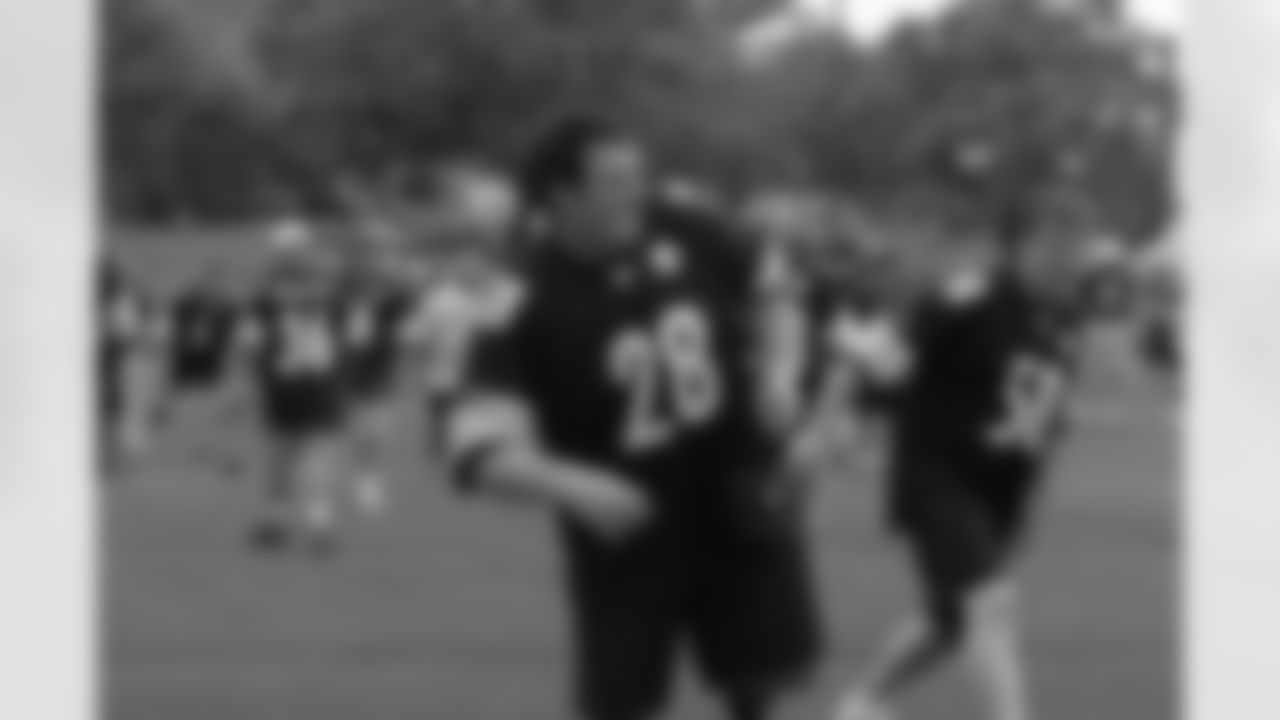 2010_steelers_mens_fantasy_camp