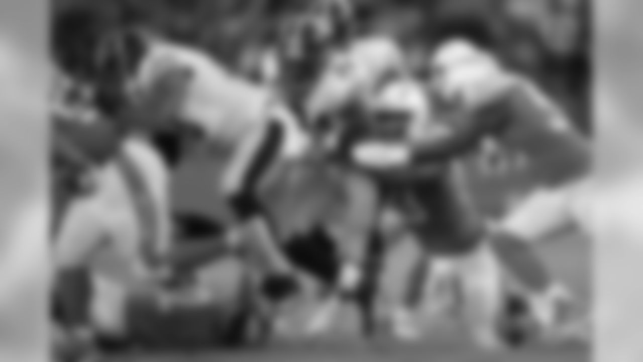 Maurkice Pouncey and Benny Snell Jr.