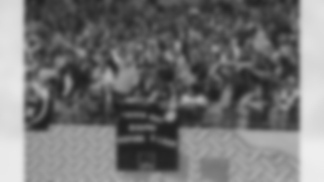 09_SB_PepRally_dh_0201