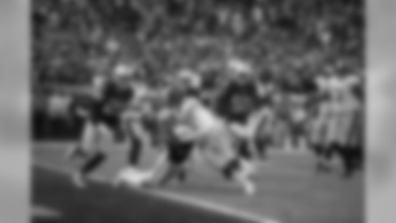 A 2018 Regular Season game between the Pittsburgh Steelers and the Oakland Raiders on Sunday, December 9, 2018.