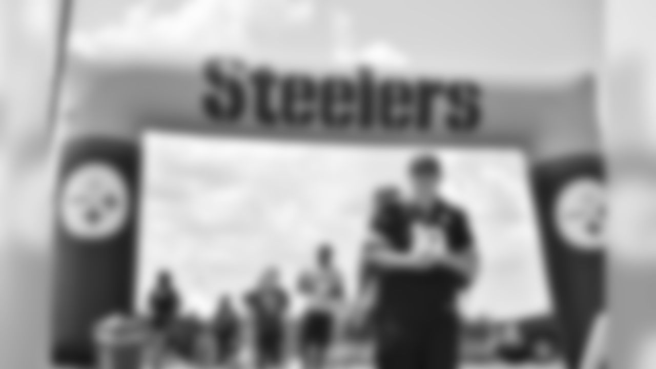 Pittsburgh Steelers players practice at Saint Vincent College during the 2019 Steelers Training Camp.