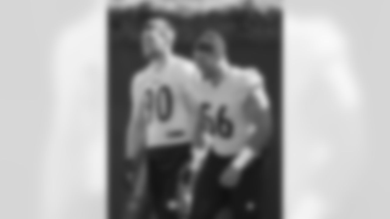 Pittsburgh Steelers linebacker Alex Highsmith (56) and Pittsburgh Steelers linebacker T.J. Watt (90) participate in the Organized Team Activities (OTAs), Thursday May 25, 2023 at the UPMC Rooney Sports Complex. (Karl Roser / Pittsburgh Steelers)