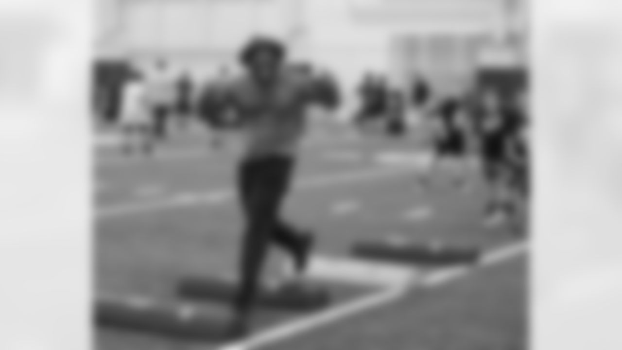 The Steelers host a 2023 Youth Football Camp at Highlands Sports Complex Friday, June 16, 2023 in Triadelphia, WV. (Karl Roser / Pittsburgh Steelers)