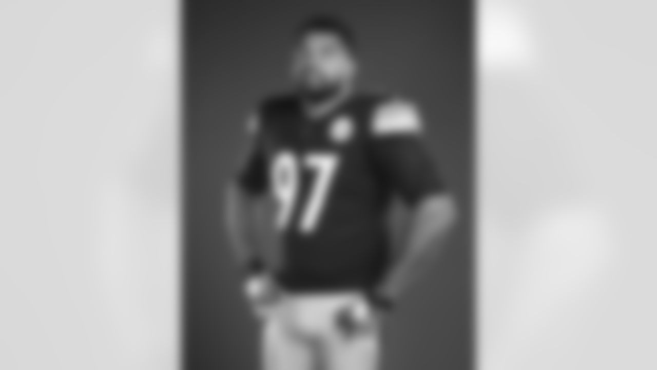 Pittsburgh Steelers defensive tackle Cameron Heyward (97)