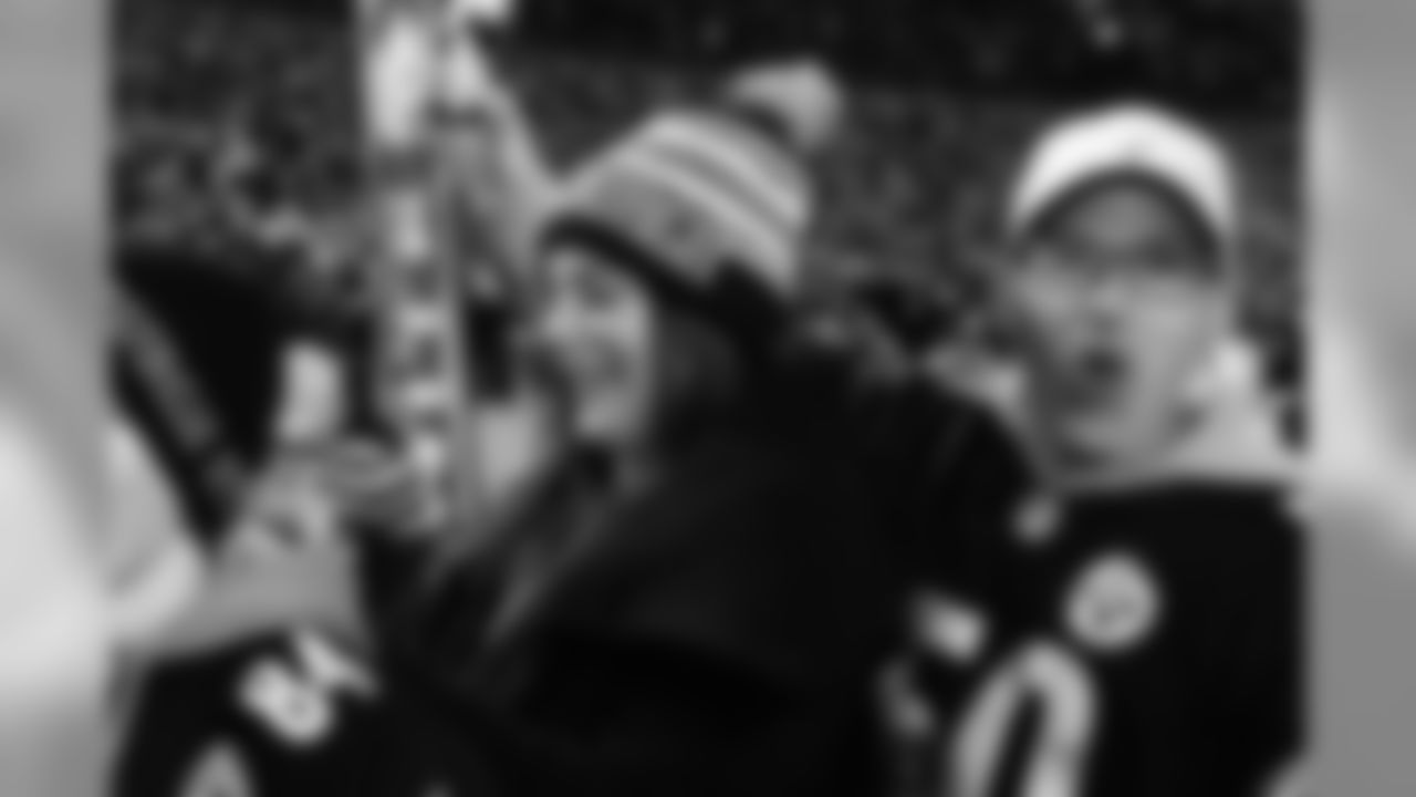 A 2017 Regular Season game between the Pittsburgh Steelers and the Green Bay Packers on Sunday November 26, 2017. The Steelers defeated the Packers 31-28.