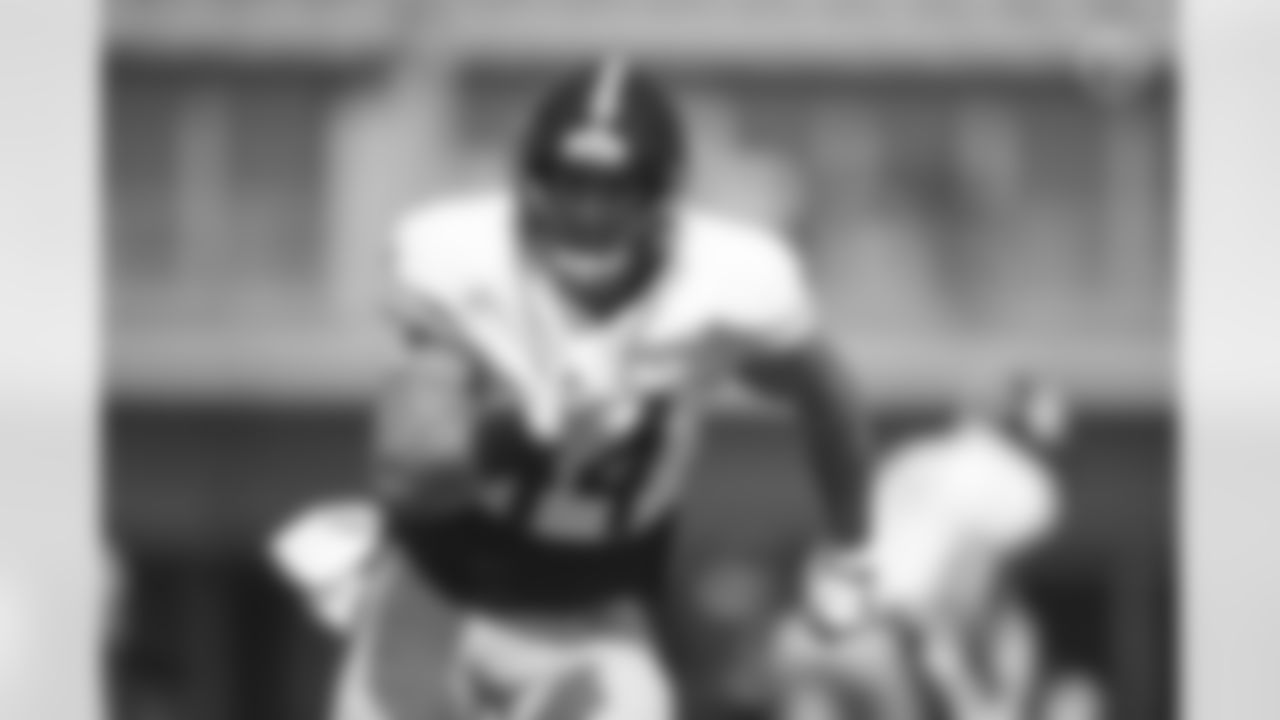Pittsburgh Steelers fullback Derek Watt (44) practices at the UPMC Rooney Sports Complex preparing for a Week 1 matchup against the New York Giants, Wednesday, Sept. 9, 2020 in Pittsburgh, PA. (Karl Roser / Pittsburgh Steelers)