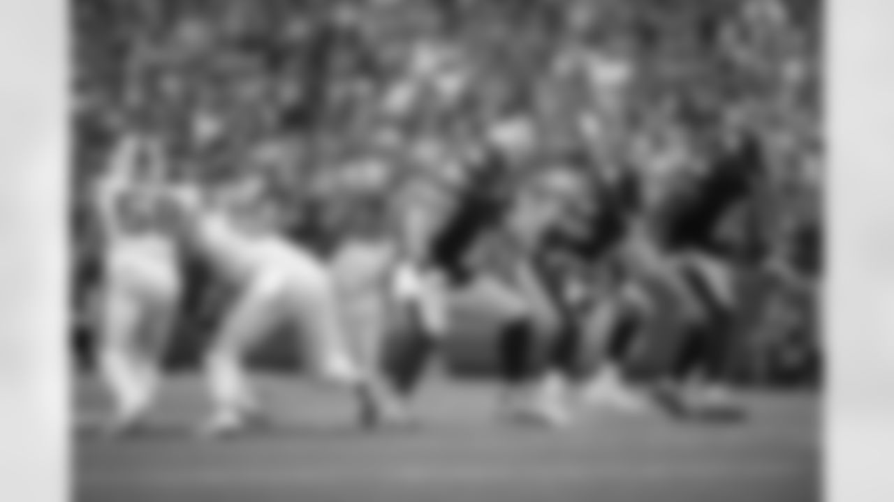 Pittsburgh Steelers center J.C. Hassenauer (60) during a regular season game between the Pittsburgh Steelers and the Buffalo Bills, Sunday, Sept. 12, 2021 in Buffalo, NY. The Steelers defeated the Bills 23-16. (Karl Roser / Pittsburgh Steelers)