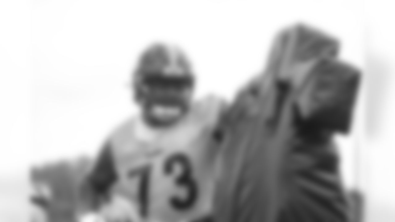 Pittsburgh Steelers defensive tackle Carlos Davis (73) participates in the Organized Team Activities (OTAs), Thursday June 2, 2022 at the UPMC Rooney Sports Complex. (Abigail Dean / Pittsburgh Steelers)