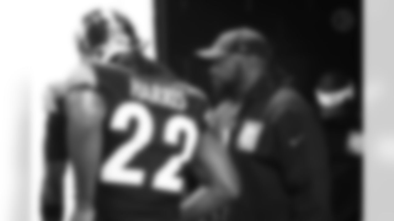 Pittsburgh Steelers running back Najee Harris (22) and Pittsburgh Steelers head coach Mike Tomlin during a regular season game between the Pittsburgh Steelers and the Baltimore Ravens, Sunday, Oct. 8, 2023 in Pittsburgh, PA. (Jared Wickerham / Pittsburgh Steelers)