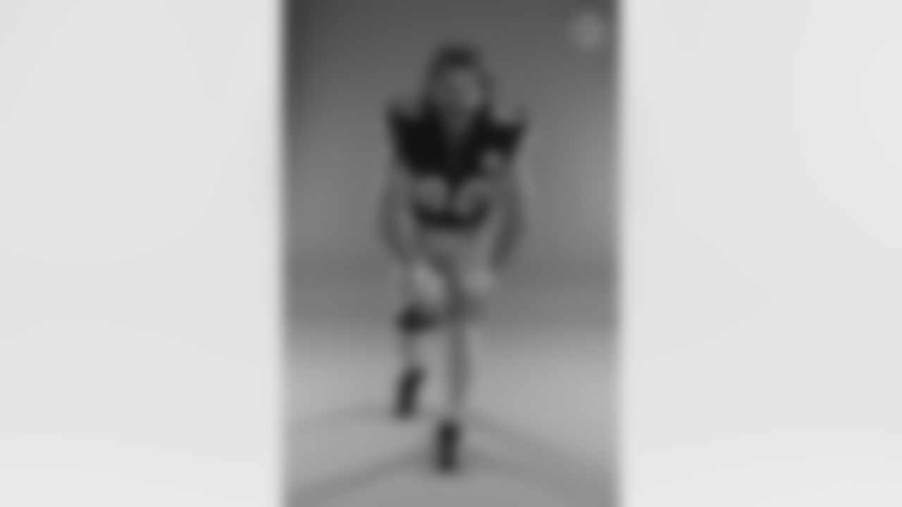Pittsburgh Steelers wide receiver Mathew Sexton (80) poses for a photo during the Steelers 2021 media day, Friday, July 23, 2021 in Pittsburgh, PA. (Caitlyn Epes / Pittsburgh Steelers)