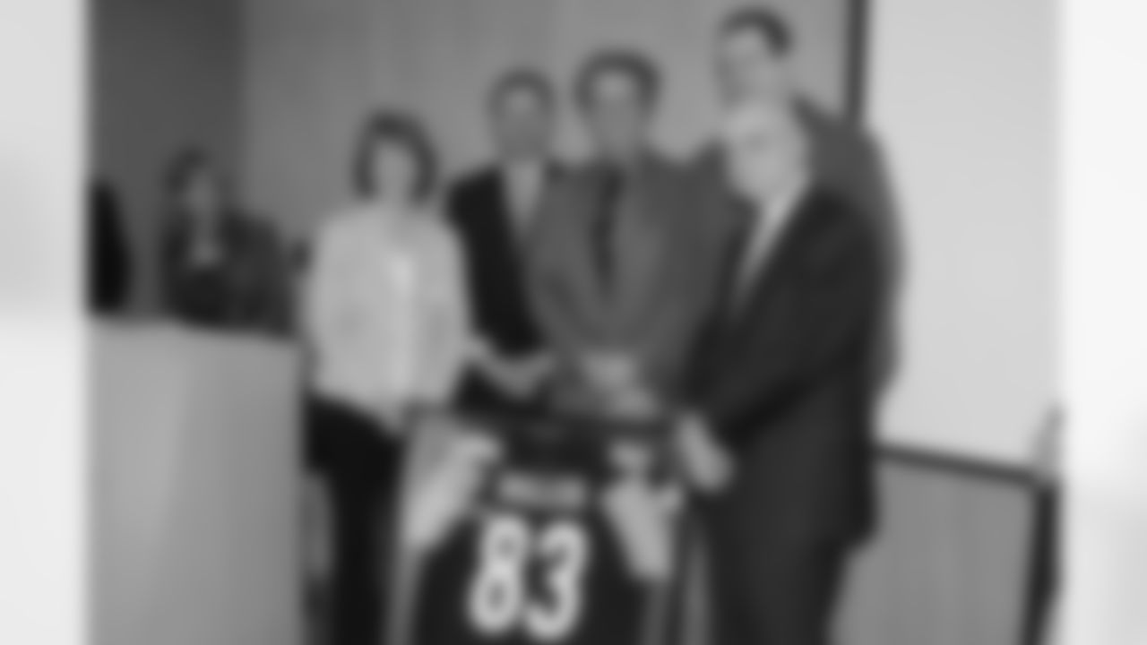 09_GlimmerOfHope_Check_Miller_dh_33