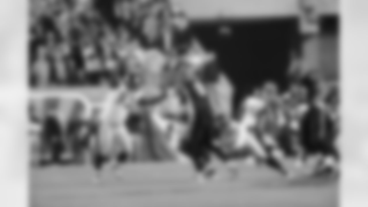 Nick Eason and Casey Hampton