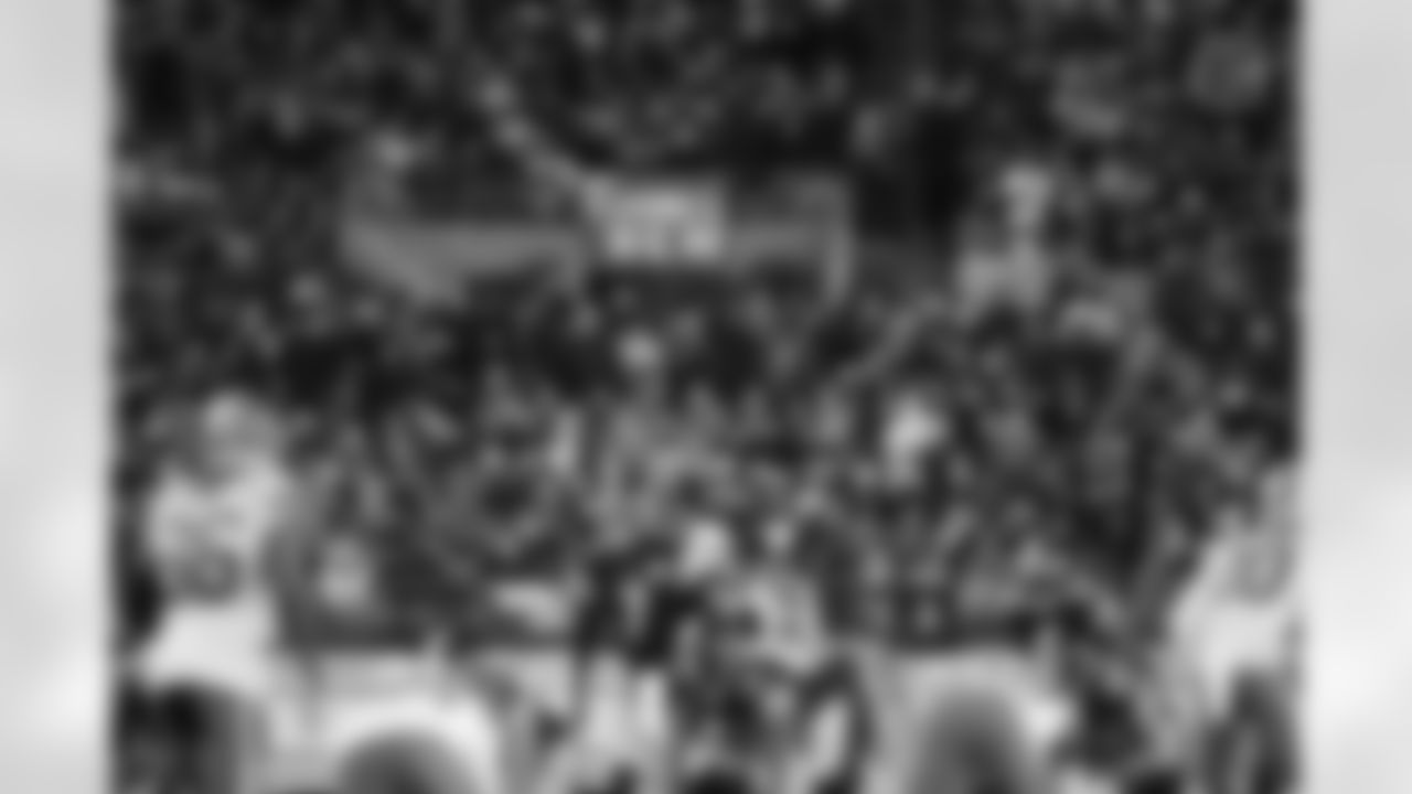 Fans during a regular season game between the Pittsburgh Steelers and the Cleveland Browns, Monday, Jan. 3, 2022 in Pittsburgh, PA. (Caitlyn Epes / Pittsburgh Steelers)