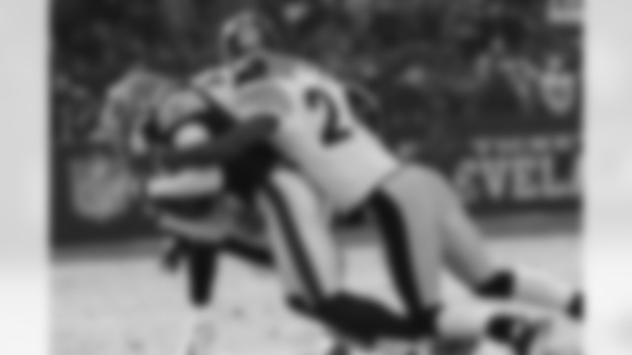 Ike Taylor and Ryan Mundy
