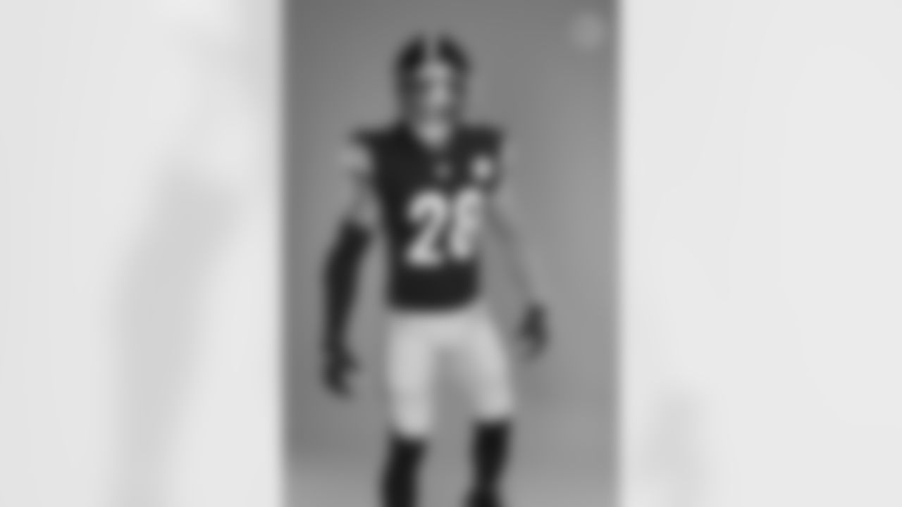Pittsburgh Steelers safety Miles Killebrew (28) poses for a photo during the Steelers 2021 media day, Saturday, July 24, 2021 in Pittsburgh, PA. (Caitlyn Epes / Pittsburgh Steelers)