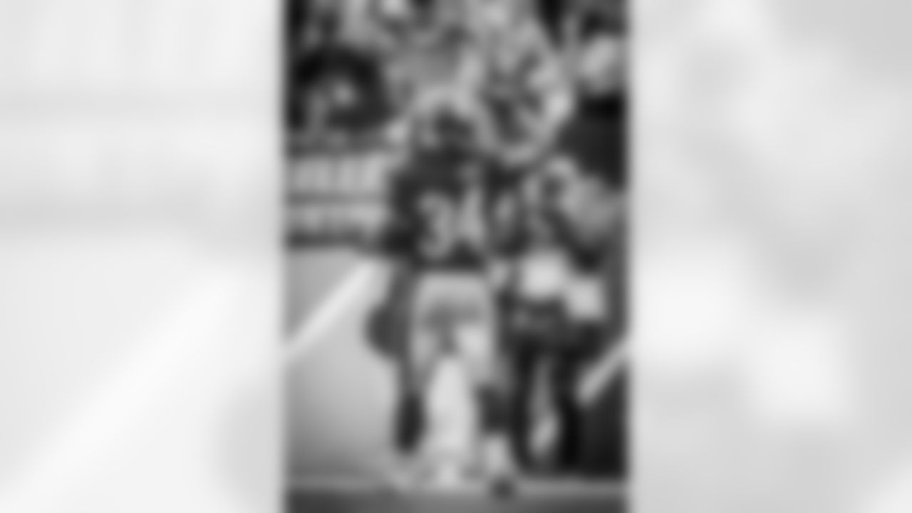 DeAngelo Williams