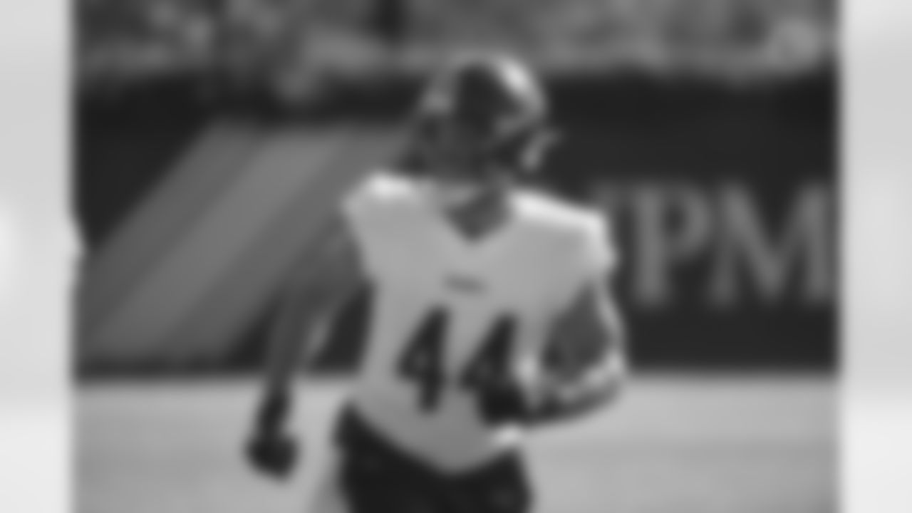 Pittsburgh Steelers fullback Derek Watt (44) during practice at the UPMC Rooney Sports Complex preparing for a Week 3 matchup against the Cincinnati Bengals, Friday, Sept. 24, 2021 in Pittsburgh, PA. (Caitlyn Epes / Pittsburgh Steelers)
