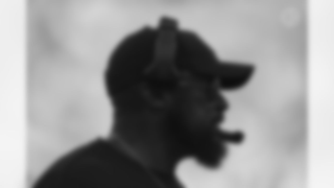 Pittsburgh Steelers Head Coach Mike Tomlin during a preseason game between the Pittsburgh Steelers and the Detroit Lions, Sunday, Aug. 28, 2022 in Pittsburgh, PA. The Steelers beat the Lions 19-9. ](Karl Roser / Pittsburgh Steelers)