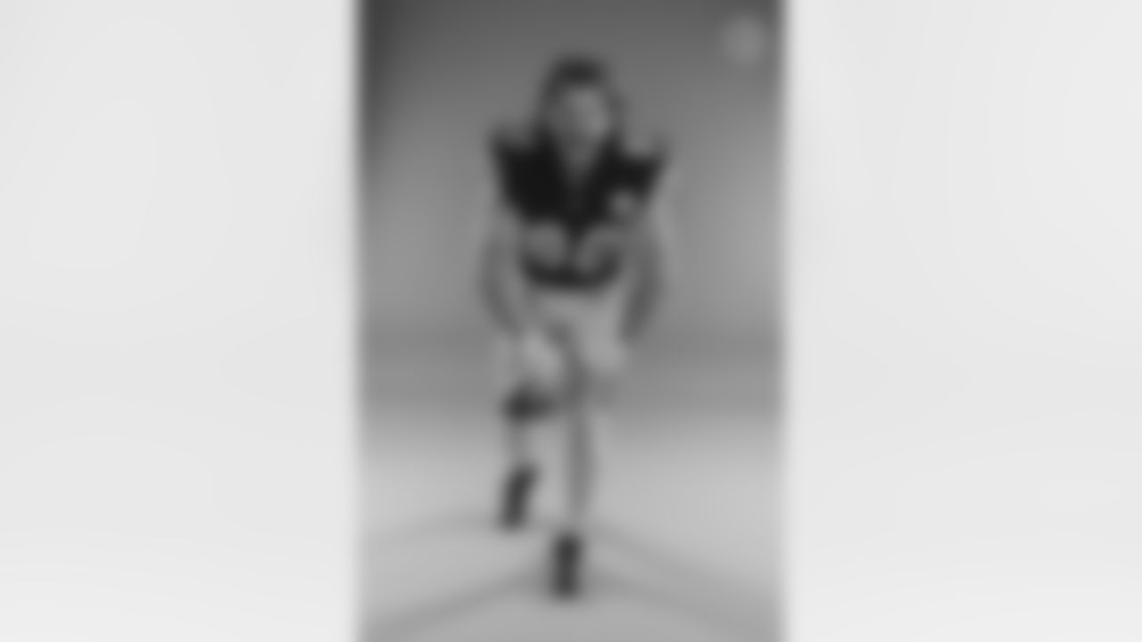 Pittsburgh Steelers wide receiver Mathew Sexton (80) poses for a photo during the Steelers 2021 media day, Friday, July 23, 2021 in Pittsburgh, PA. (Caitlyn Epes / Pittsburgh Steelers)