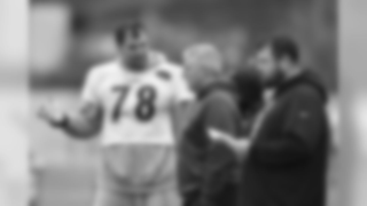 Alejandro Villanueva and Mike Munchak